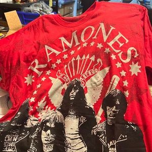 RAMONES vintage T Shirt size L